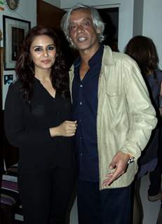 Huma Qureshi at the Birthday Party for Sudhir Mishra