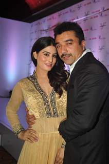 Ajaz Khan was at the Press Meet of Ye Rab