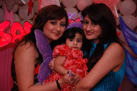 Juhi Parmar at her daughter Samairra's birthday party