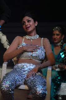Shilpa Shetty gets exhausted after her arial Act