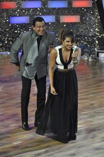 Mithunda and Priyanka perform on DID season 4