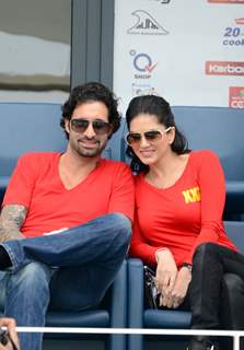 Sunny Leone with her husband at the CCL Dubai match