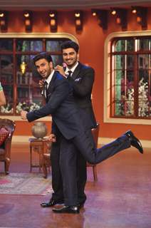 Ranveer and Arjun show off their interesting chemistry on Comedy Nights with Kapil