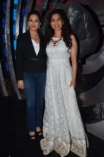 Madhuri and Juhi at the Promotion of Gulaab Gang on Boogie Woogie
