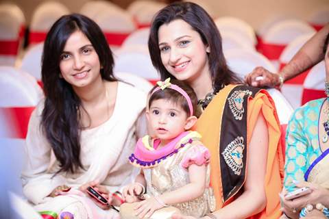 Bhairavi Raichura and Pooja Kanwal with her daughter at Jay Soni's Wedding
