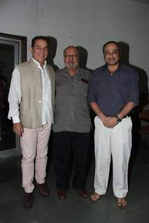 Dalip Tahil & Sachin Khedekar on Shyam Benegal's TV show shoot