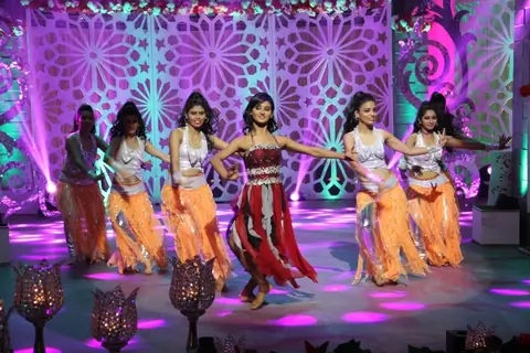 Shakti Mohan performs at the 'No More Kamzor' event