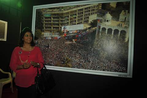 Sonali Kulkarni was at the Photo exhibition