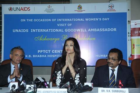 Aishwarya Rai Bachchan at a AIDS Awareness Programme