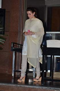 Neelam Kothari was at Sanjeev(Bobby) Chawla's Prayer Meet