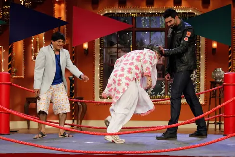 Dadi in a fight with Nikitin Dheer at the Holi Special episode