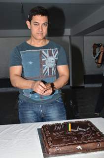 Aamir Khan celebrates his 49th birthday with the Media