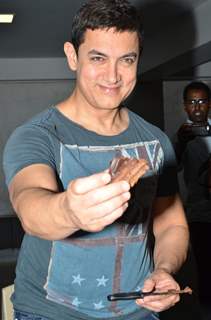 Aamir Khan celebrates his 49th birthday with the Media