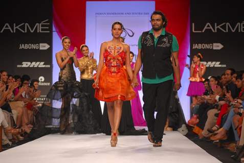 Swapnil Shinde with his creations on Lakme Fashion Week Summer Resort 2014 Day 4