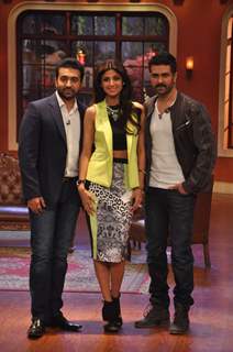 Promotion of Dishkiyaoon on the sets of Comedy Nights with Kapil