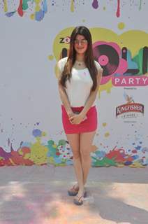 Kainaat Arora was seen at the Zoom Holi Party