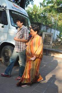 Tabassum was at the Veteran actress Nanda's funeral