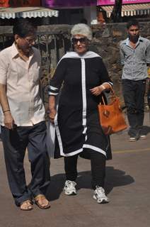 Shashikala was seen at the Veteran actress Nanda's funeral
