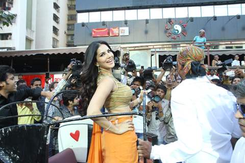 Sunny Leone arrives for a Press Conference of Ragini MMS 2