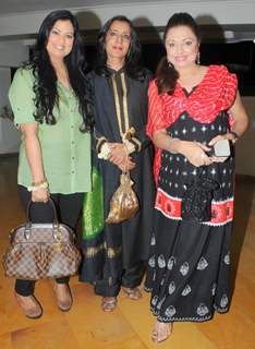 Richa Sharma with Medha Jalota & Anita Kanwal at Shaam -e-Qwwali