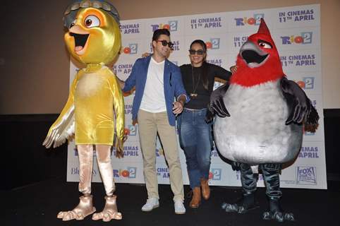 Imran and Sonakshi at the Trailer launch of film Rio 2 with the characters