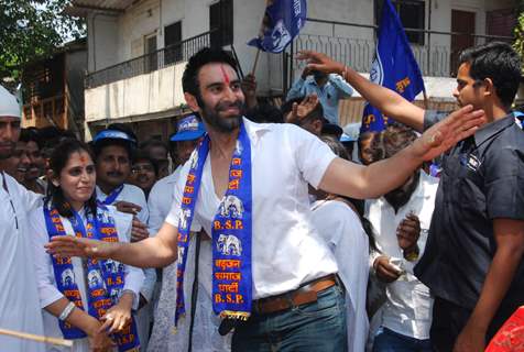 Sandip Soparrkar dances at the BSP rally