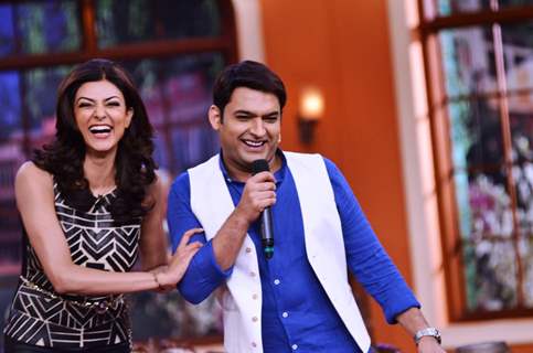 Kapil Sharma sings to Sushmita Sen on Comedy Nights with Kapil