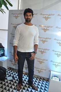 Purab Kohli at the Launch of Turquoise & Gold store