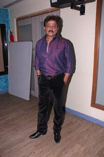 Ramesh Bhatkar at Kishori Shahane's Birthday Party