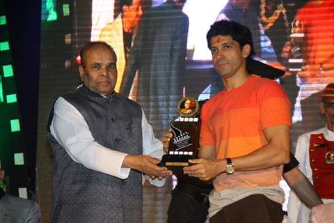 Farhan Akhtar was awarded at the Dada Sahib Phalke Awards