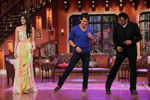 Promotion of Heropanti on Comedy Nights with Kapil