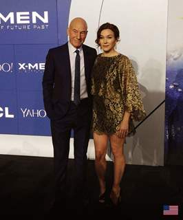 Sir Patrick Stweart with his wife at the Premiere