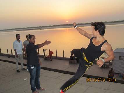 Tiger Shroff practices his stunts at Varanasi