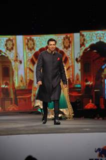 Madhur Bhandarkar walked the ramp at the 'Caring with Style' fashion show at NSCI