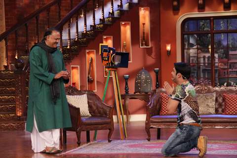 Alok Nath on Comedy Nights With Kapil