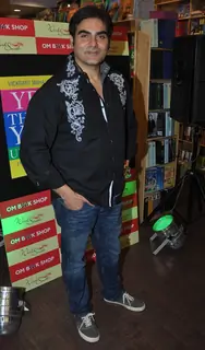 Arbaaz Khan at the launch of Vickrant Mahajan's book Yes Thank You Universe