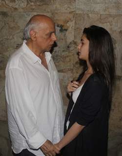 Mahesh and Alia Bhatt in a chat at the Special Screening of Citylights