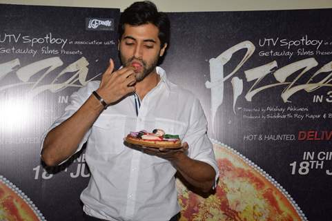 Akshay Oberoi at the Trailer launch of the 3D horror movie Pizza