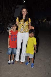 Gayatri Joshi with her children was at  Shilpa Shetty's Birthday Bash for her Son