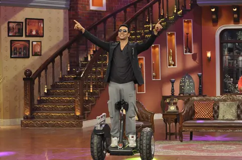 Akshay Kumar on Comedy Nights With Kapil