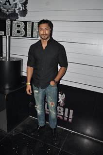 Vidyut Jamwal at Club Alibii's Party