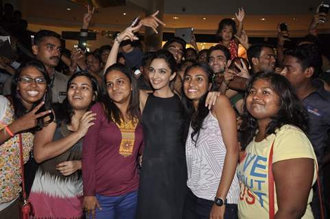 Kiara gets clicked with her fans at Viviana Mall in Thane