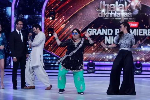 Alia Bhatt performs with Palak on Jhalak Dikhla Jaa
