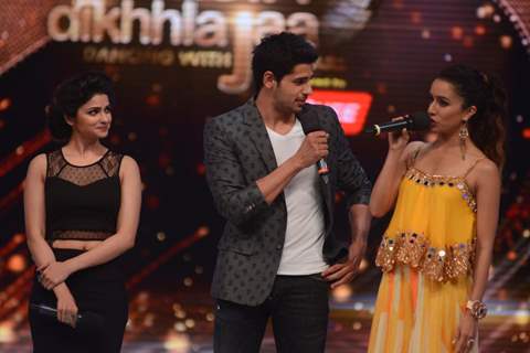 Promotion of Ek Villain on Jhalak Dikhhla Jaa Season 7