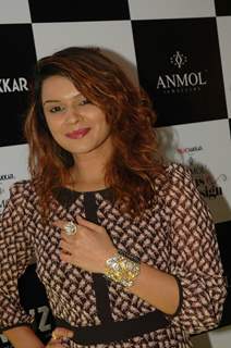 Aashka Goradia was at the Anmol Jewellers 'Divas for Design'