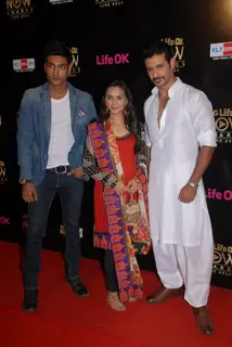Cast of Ek Boond Ishq at Life OK Now Awards .