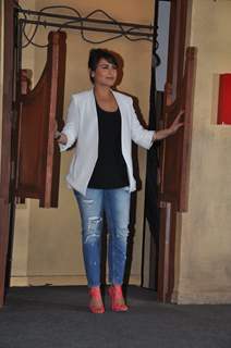 Rani Mukherjee unveils Mardaani'sFirst look