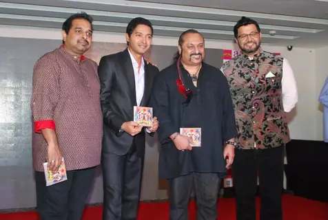 Shreyas Talpade with Shankar Mahadevan and Leslie Lewis at Poshter Boyz Launch at Levo