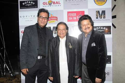 Talat Aziz, Anup Jalota and Pankaj Udhas at the Music Mania Event