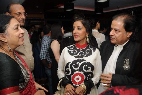 Medha and Anup Jalota talking with the guests at the Music Mania Event